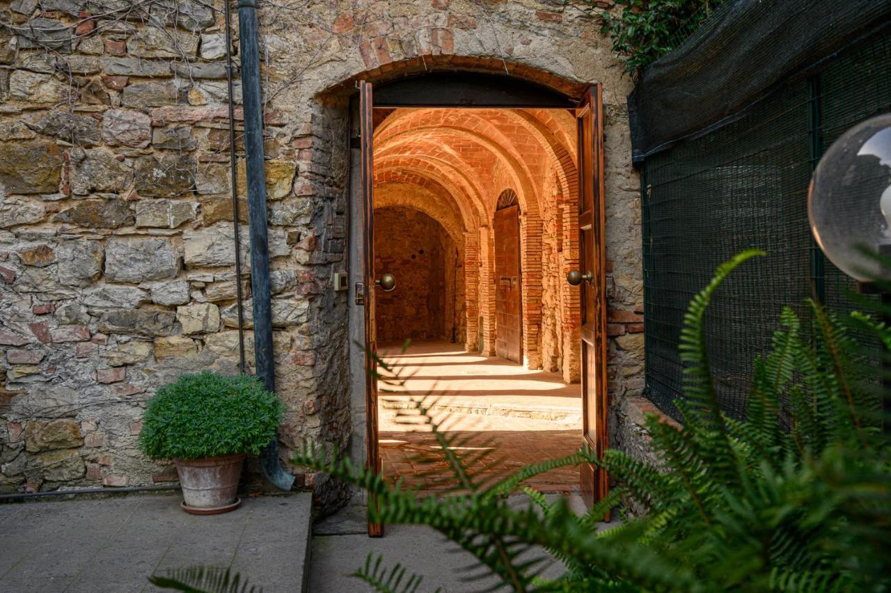 Il Chiostro Appartamenti & Suites Suvereto Exterior foto