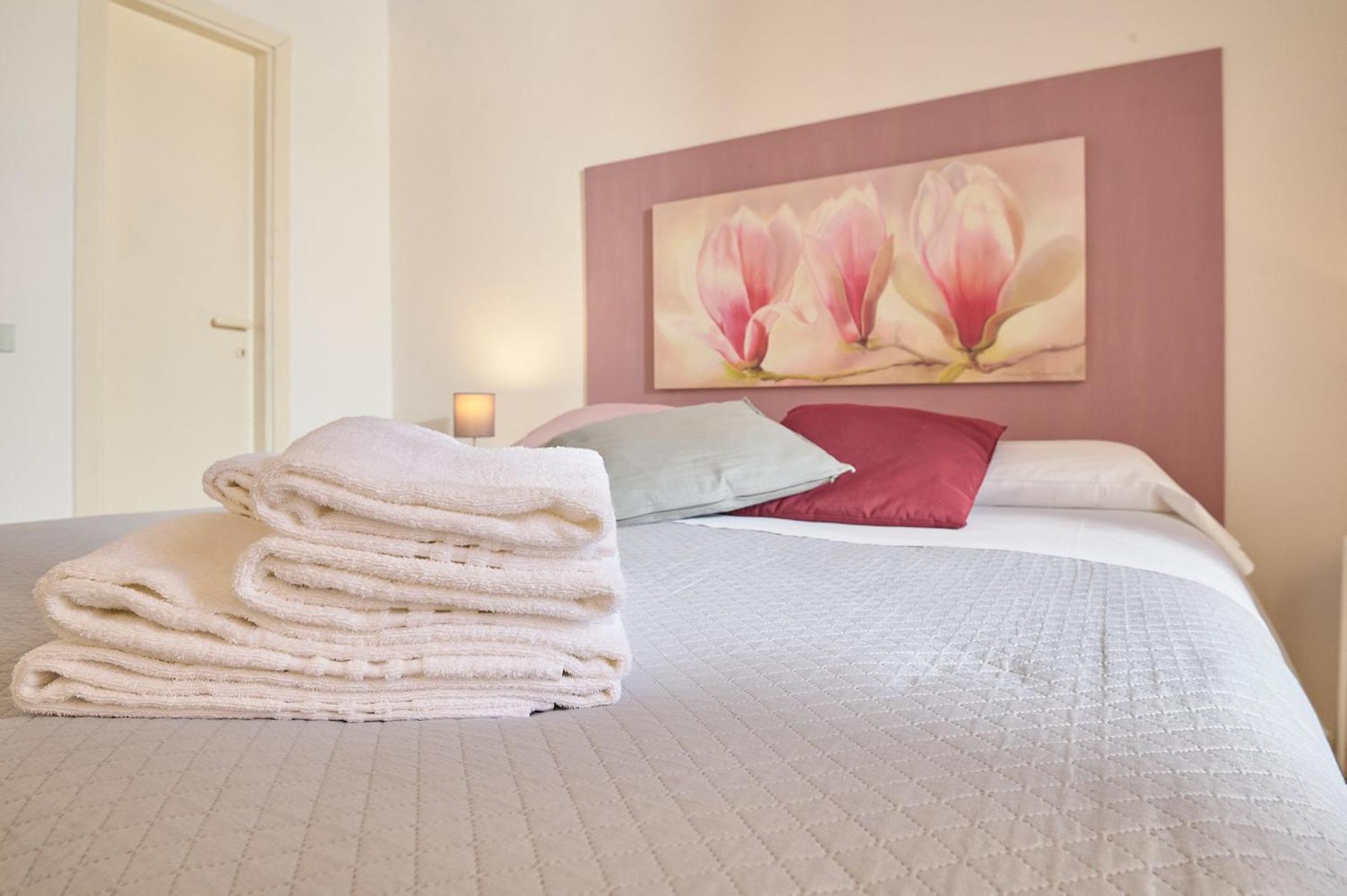 Il Chiostro Appartamenti & Suites Suvereto Exterior foto